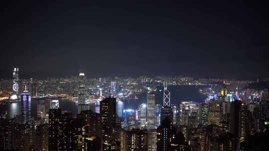 太平山顶看香港夜景晚上城市建筑夜晚风光