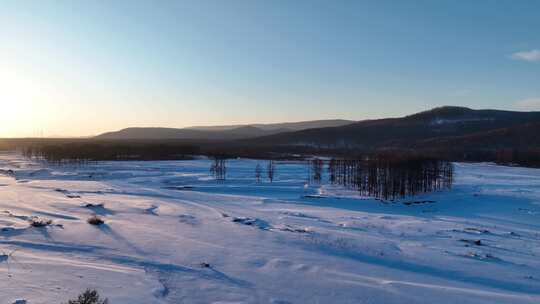 航拍山谷湿地雪原风光