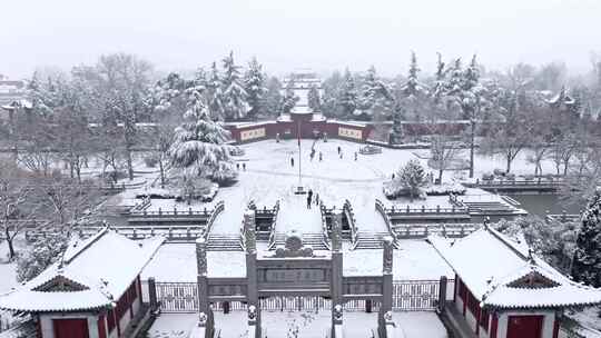 航拍洛阳白马寺雪景视频素材模板下载