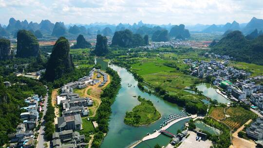 广西桂林山水十里画廊遇龙河美丽乡村