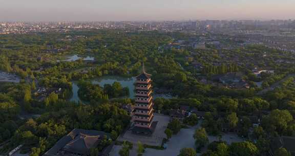 江苏省扬州市瘦西湖大明寺夕阳风光航拍素材