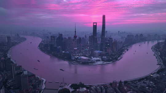 上海外滩陆家嘴日出粉色天空