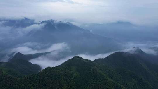 山川山脉高山云海航拍