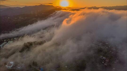 山区农村日落夕阳彩霞云雾延时