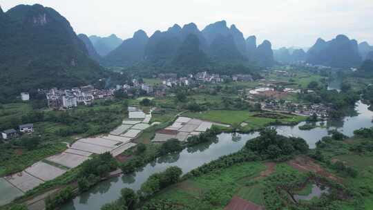 广西桂林遇龙河风景区风光