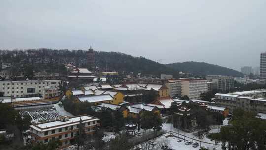 武汉武昌区宝通寺雪景航拍