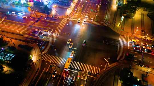 杭州城市十字路口夜景车流视频素材