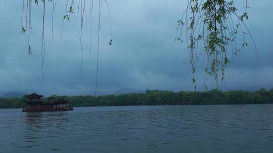 杭州西湖烟雨 地面镜头