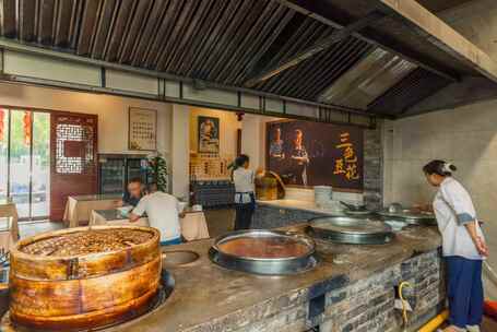 石磨豆花 餐厅人流客流  热闹非凡 餐饮美食