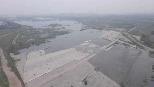 4k w1 北京市房山区水库白天航拍空境视频素材模板下载