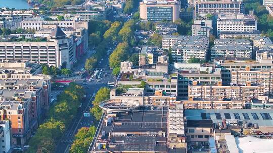 浙江杭州上城区延安路十字路口航拍车流交通