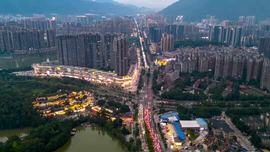 高峰时间交通拥堵立交桥的延时城市氛围靠近