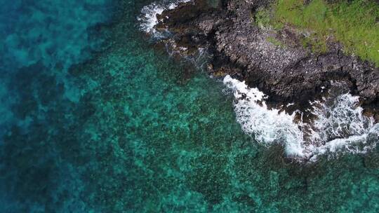 航拍浅滩的美景