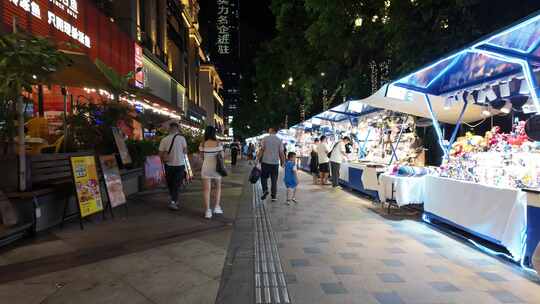 路边摊地摊经济摊贩南宁东盟盛天地步行街