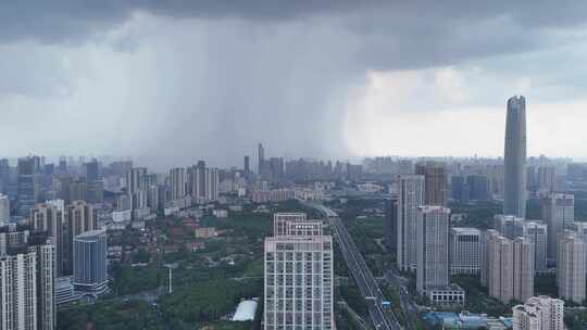 湖北武汉城市暴雨来临乌云密布航拍