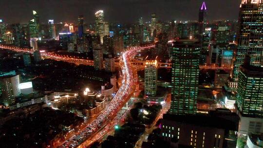 航拍上海新天地夜景-万家灯火，车水马龙