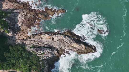 深圳杨梅坑礁石海岸航拍