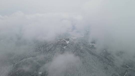 航拍山间森林云雾冬天雪景视频素材模板下载