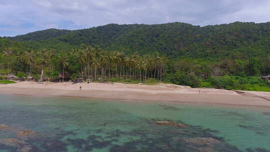 航拍海边风景