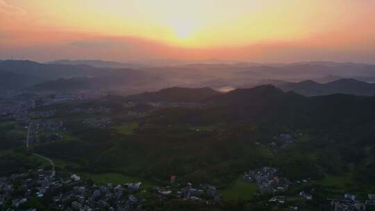 乡村日落晚霞阳光光芒