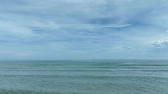 蓝色大海航拍海天一线碧海蓝天蔚蓝大海风景