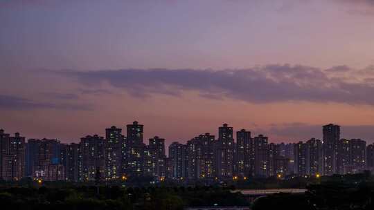 城市住宅楼夜景万家灯火