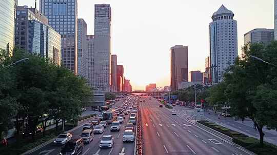 北京傍晚夕阳长安街国贸桥车流