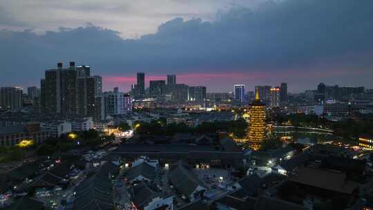 江苏省淮安市里运河文化国师塔长廊夜景风光