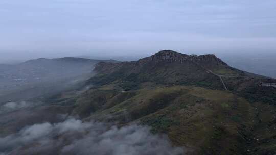 航拍洛阳万安山山顶公园