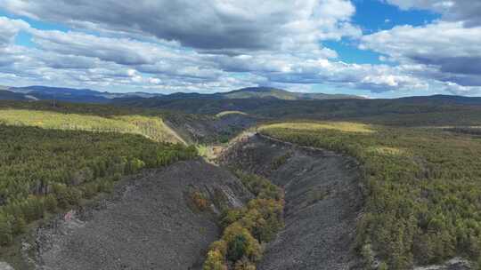 航拍内蒙古兴安盟阿尔山大峡谷秋色