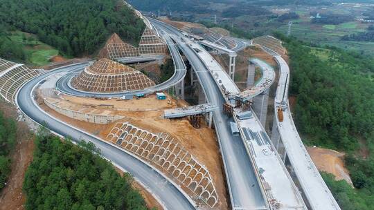 高速公路建设环形立交桥建设工地