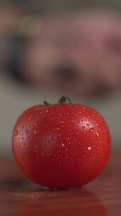 HD竖屏高速摄影平视西红柿被切开