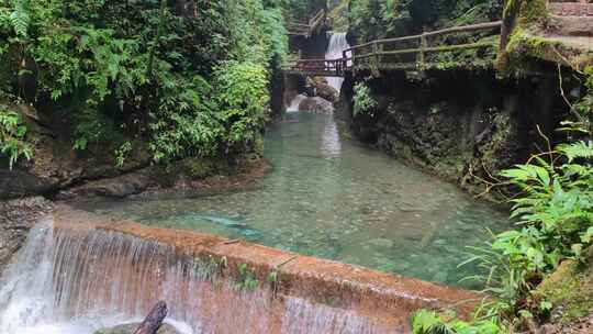 四川成都都江堰青城后山龙隐峡栈道