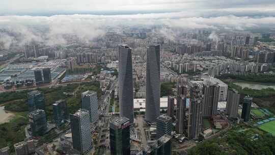 深圳龙岗区坂田星河双子塔平流雾云海