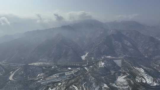 下雪 ￼ 云海 ￼户外 山峰 秦岭