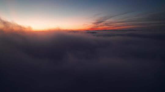 美国云海粉色晚霞天空云层飞机航班风景