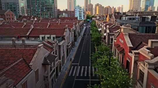 上海张园丰盛里日出金光红墙航拍高清4K视频
