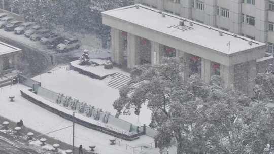 中国铁路铁路局集团总部雪景