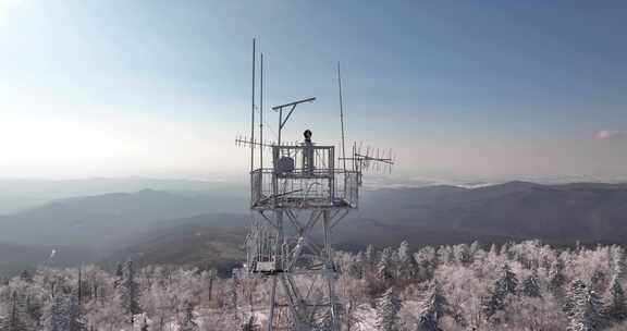 雪岭瞭望塔冬季风光