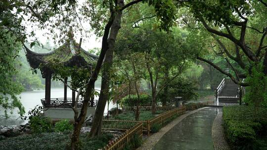 146 杭州 风景 古建筑 下雨天 亭子