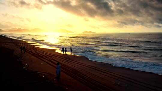 海浪沙滩海浪拍打沙滩航拍素材