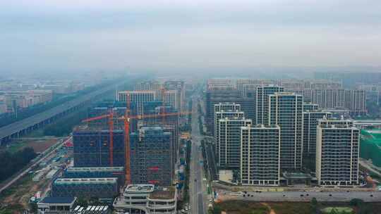 雾霾笼罩下的台州湾新区，城市雾霾中的建筑
