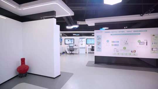 现代化科技展厅一体化设备数据展示智能监控