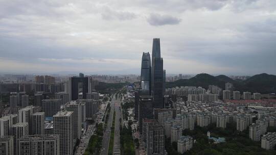 大雨将至的城市