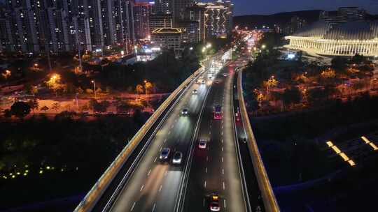 广西南宁大桥夜景航拍夜晚车流青秀区城市交