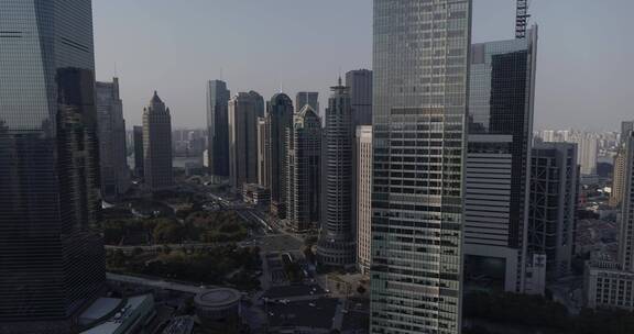 上海金融中心CBD近距离航拍