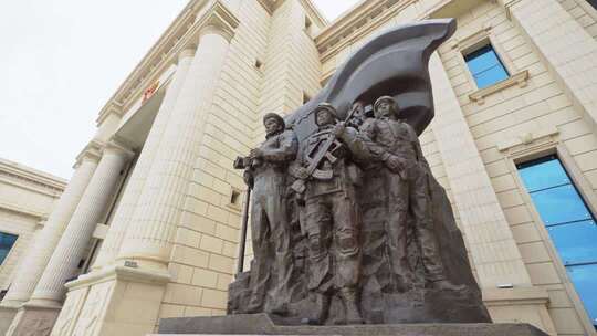 解放军海军雕塑