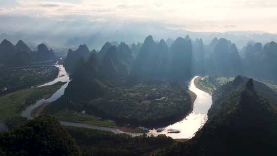 桂林 日出晨光 山河 阳光