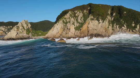 航拍海岸线海边风景