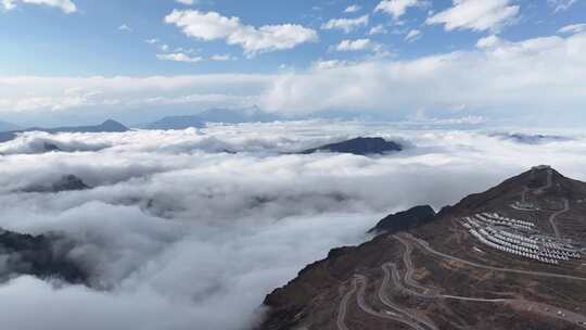 航拍西藏牛背山云海大山晚霞云星空日出自然